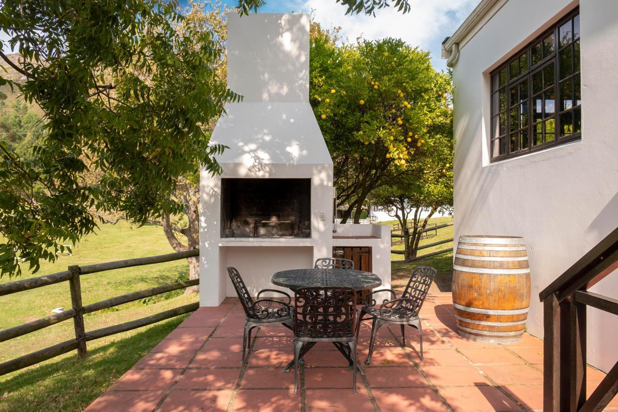 High Season Farm Luxury Cottages Hermanus Exterior foto